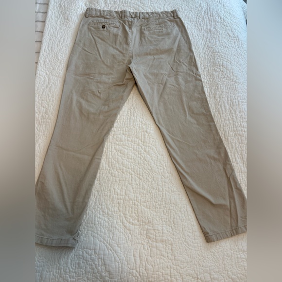 Old Navy Men’s Slim Built-In Flex Rotation Chino 36x30 - Khaki - Picture 2 of 3